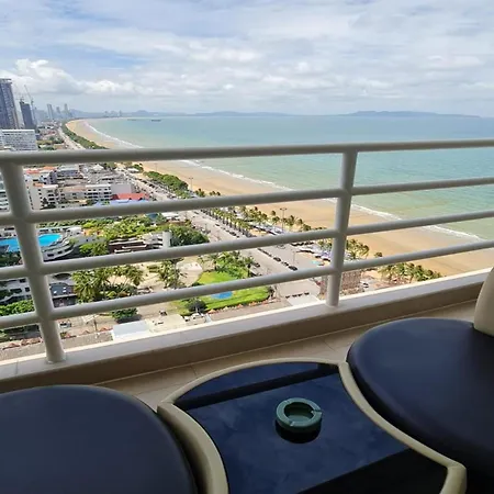 View Talay 7 Seaview Apartments Pattaya Room photo