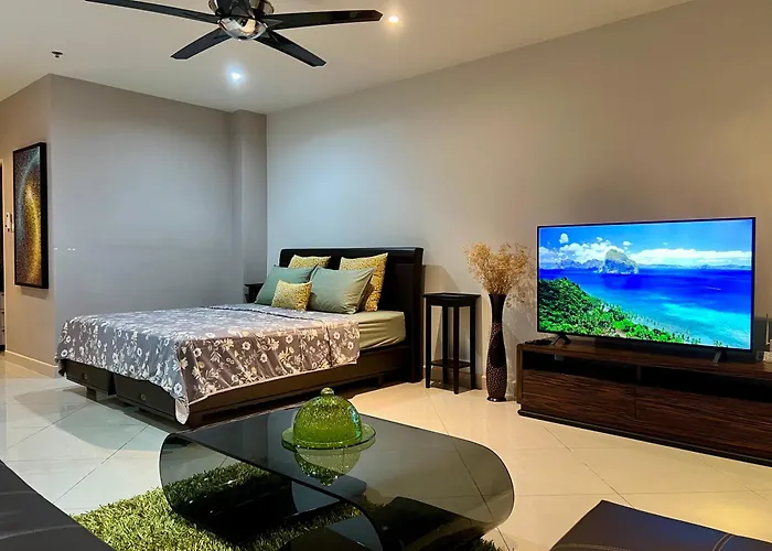 View Talay 7 Seaview Apartments