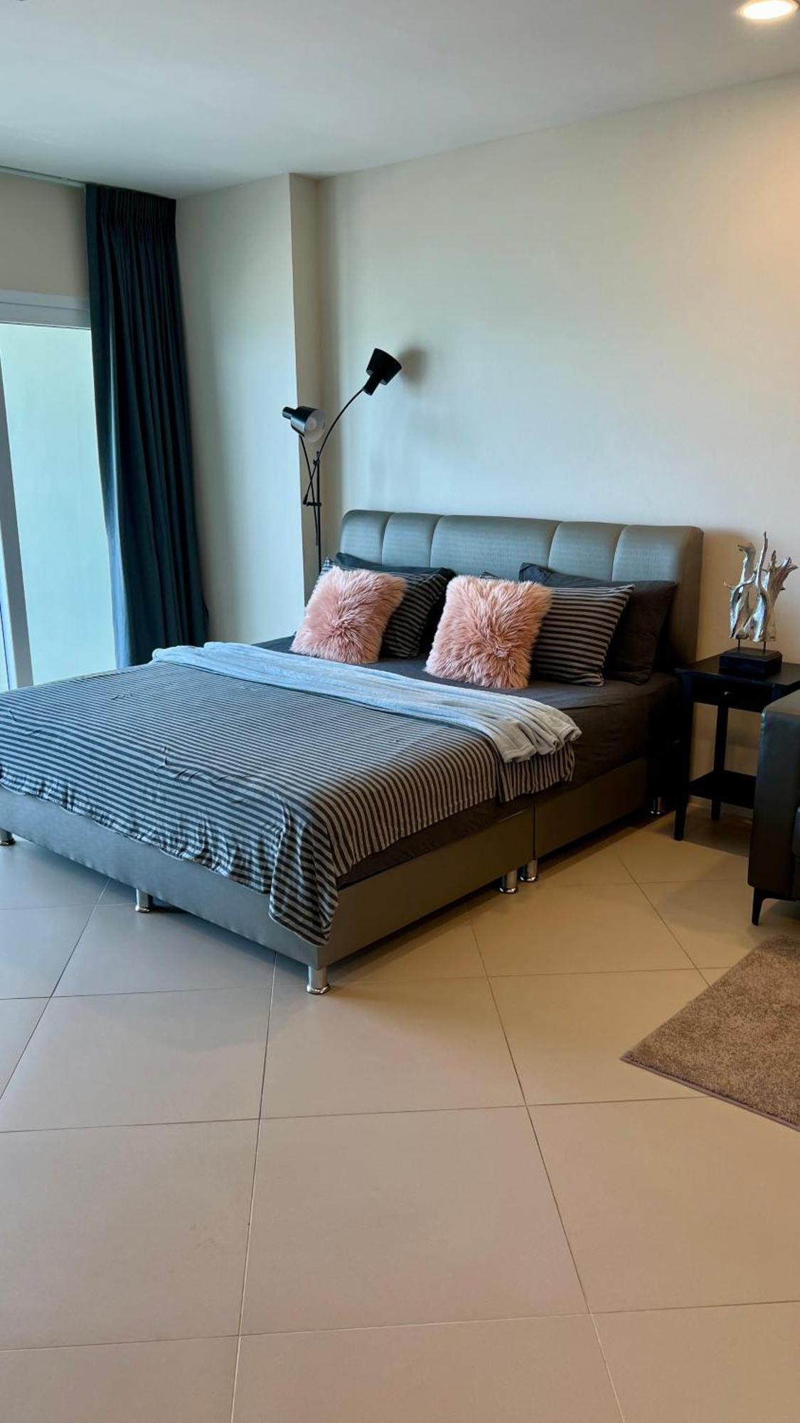 อพาร์ทเม้น View Talay 7 Seaview *