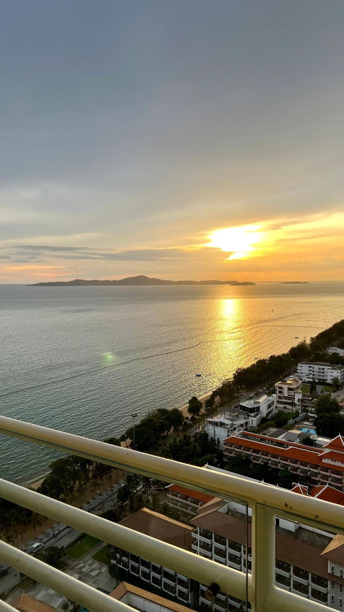 อพาร์ทเม้น View Talay 7 Seaview *